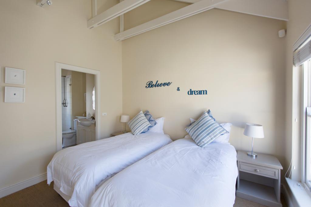 The Majestic Apartments Kalk Bay Exterior foto